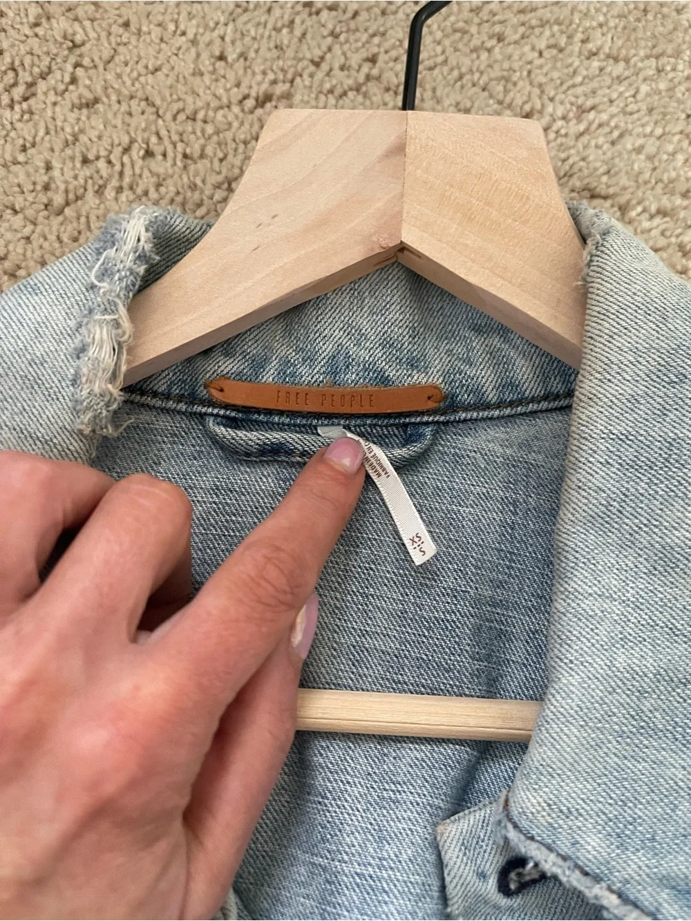Free people We The Free oversized denim trucker jacket XS/S - Picture 5 of 10
